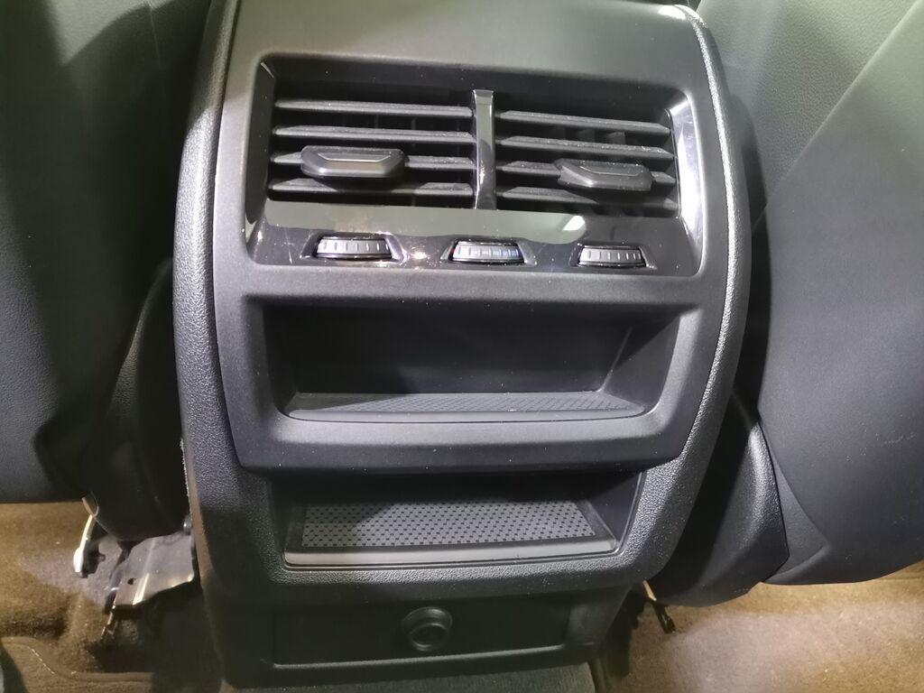 BMW X6 M50i auto