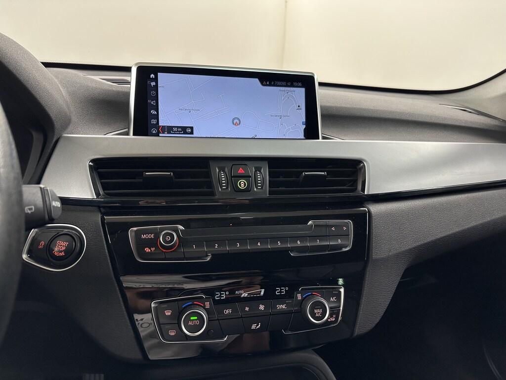 BMW X1 sdrive18i auto