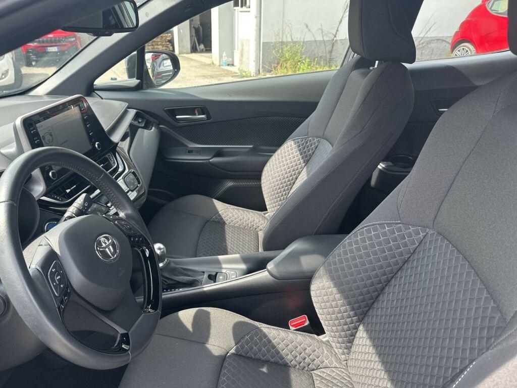 Toyota C-HR 1.8h Active e-cvt