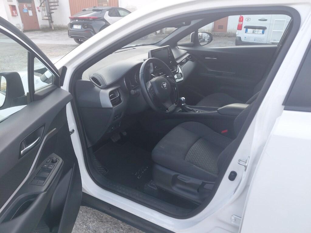 Toyota C-HR 1.8h Active e-cvt