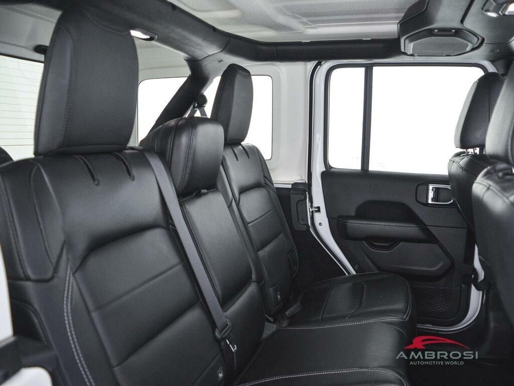 Jeep Wrangler Unlimited 2.2 mjt II Sahara auto