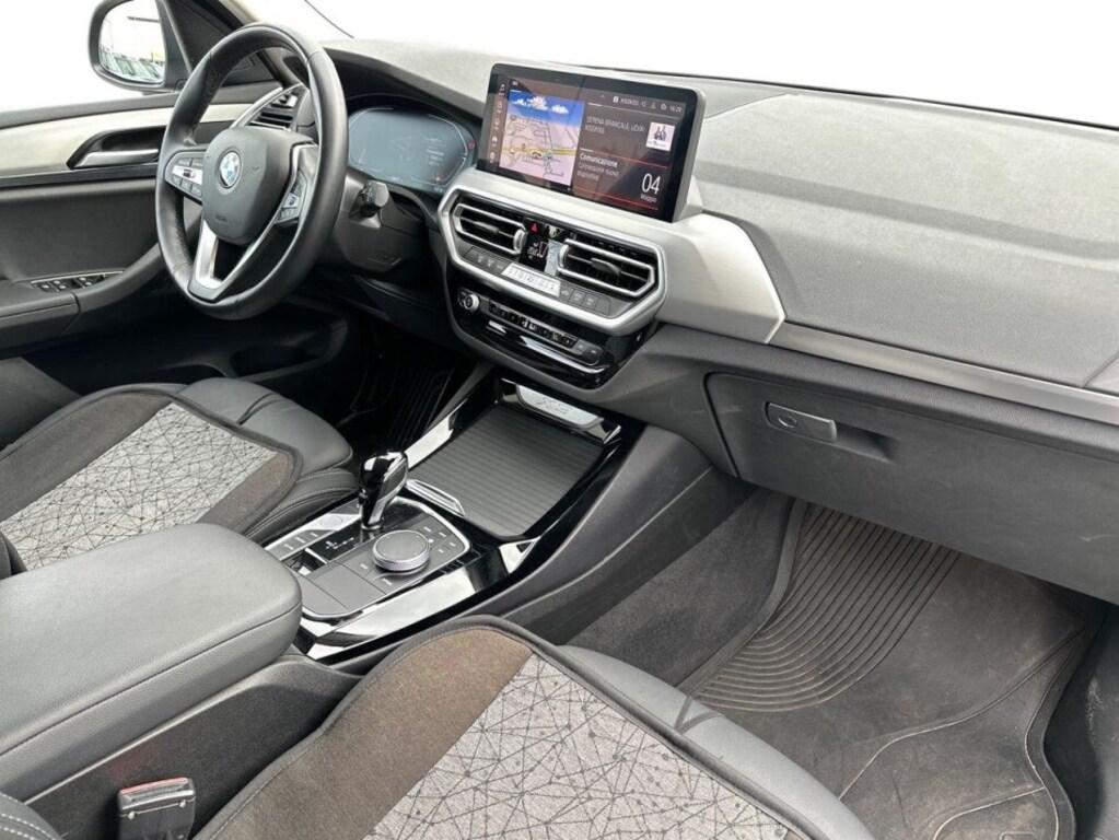 BMW X3 sdrive18d mhev 48V auto