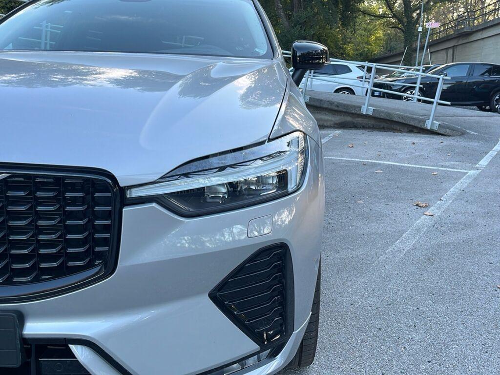 Volvo XC60 2.0 b5 Ultimate Dark awd auto
