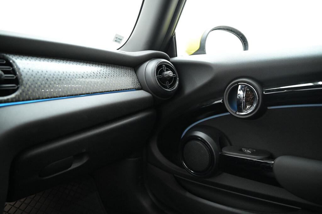 Mini Cooper SE 3p Yours auto