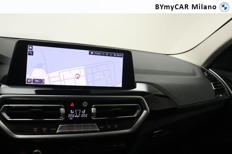 BMW X3 xdrive20d mhev 48V auto