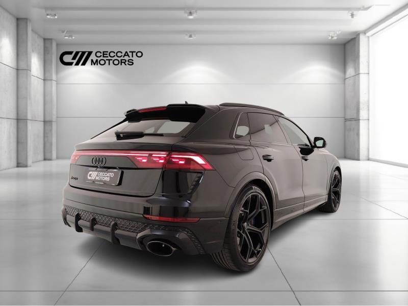 Audi Q8 RS 8 4.0 mhev 48V performance 640cv tiptronic