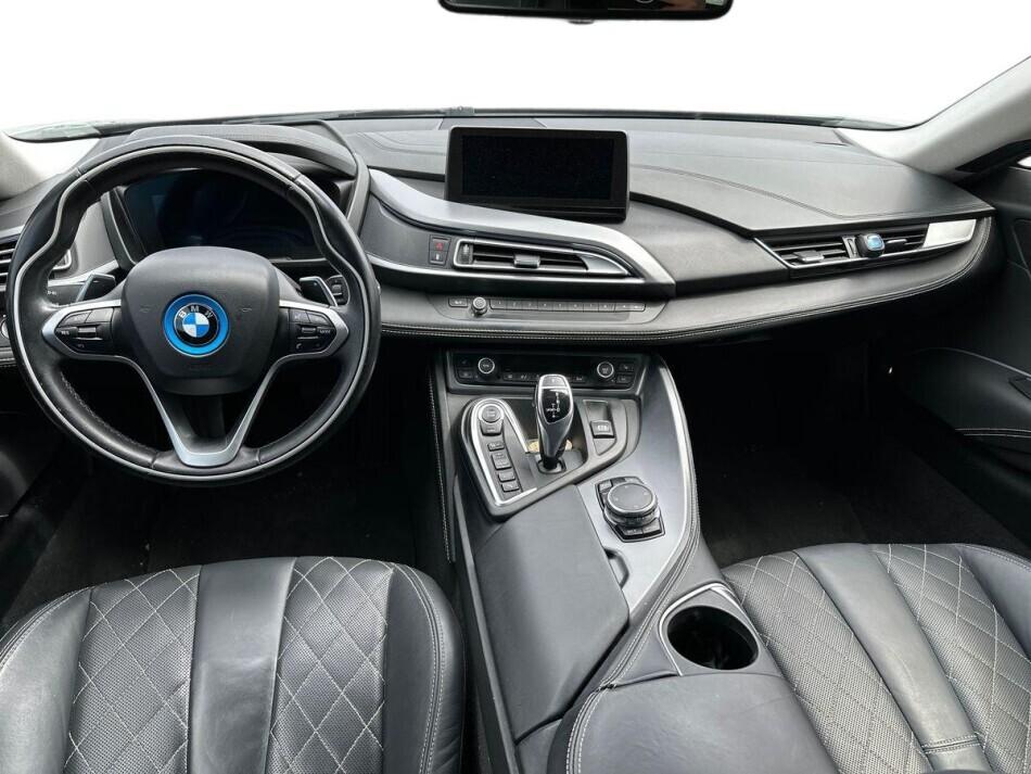 BMW i8 Coupe 1.5 auto