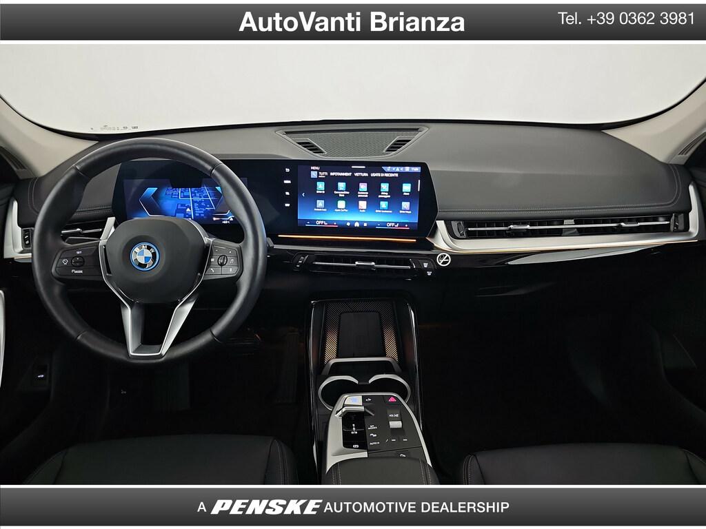 BMW iX1 edrive 20 Special Edition