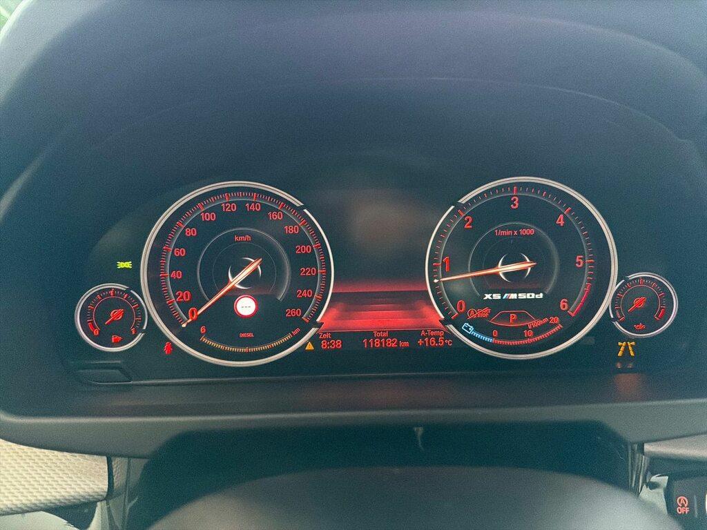 BMW X5 M X5 M50d auto