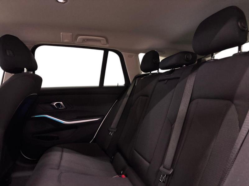 BMW Serie 3 318d Touring mhev 48V auto