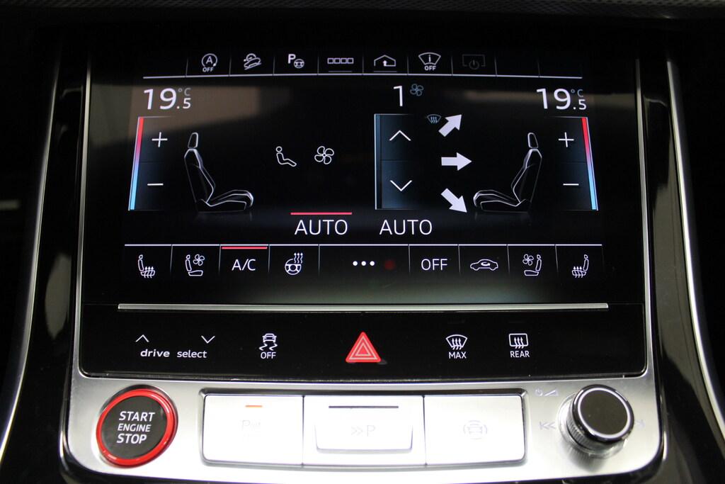 Audi Q8 RS 8 4.0 mhev quattro tiptronic