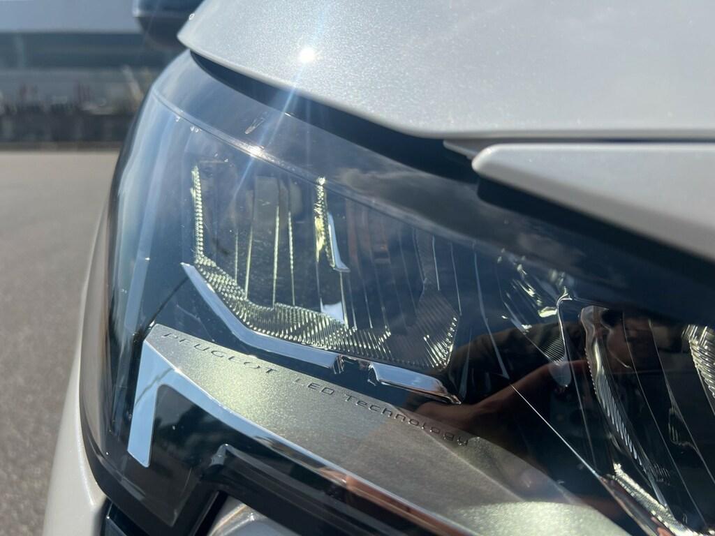 Peugeot 3008 1.6 hybrid Allure Pack 225cv e-eat8
