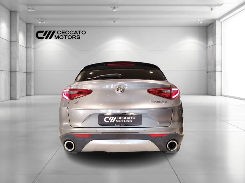 Alfa Romeo Stelvio 2.0 t Executive Q4 280cv auto