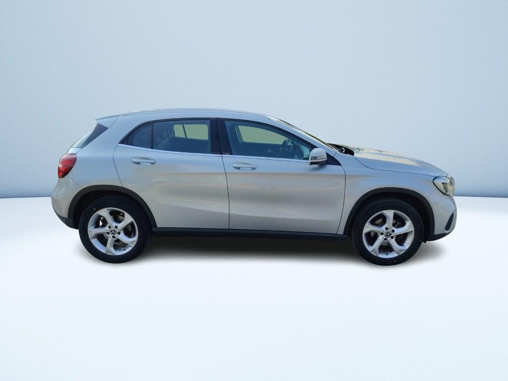 Mercedes GLA 180 d Sport auto