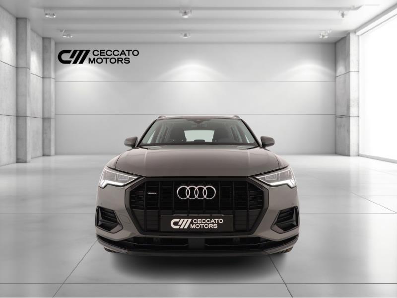 Audi Q3 35 2.0 tdi Business Advanced quattro s-tronic