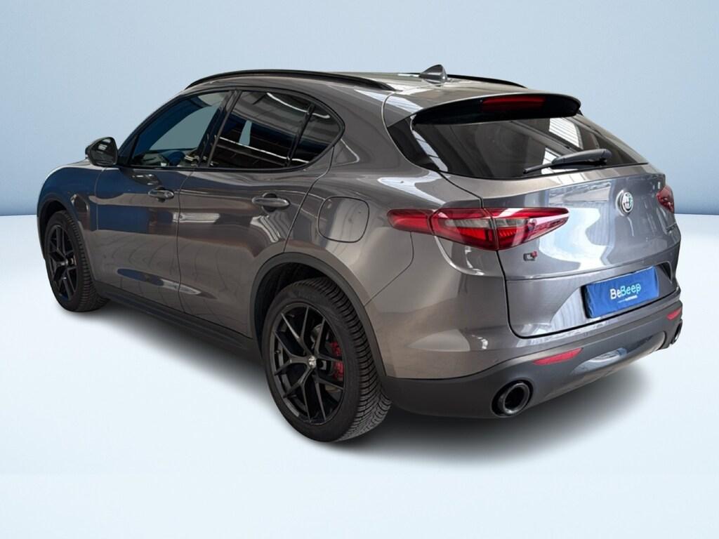 Alfa Romeo Stelvio 2.2 t Business Q4 210cv auto my19