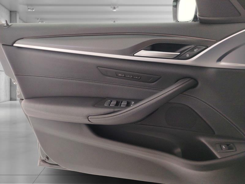 BMW Serie 5 520d Touring mhev 48V Msport auto