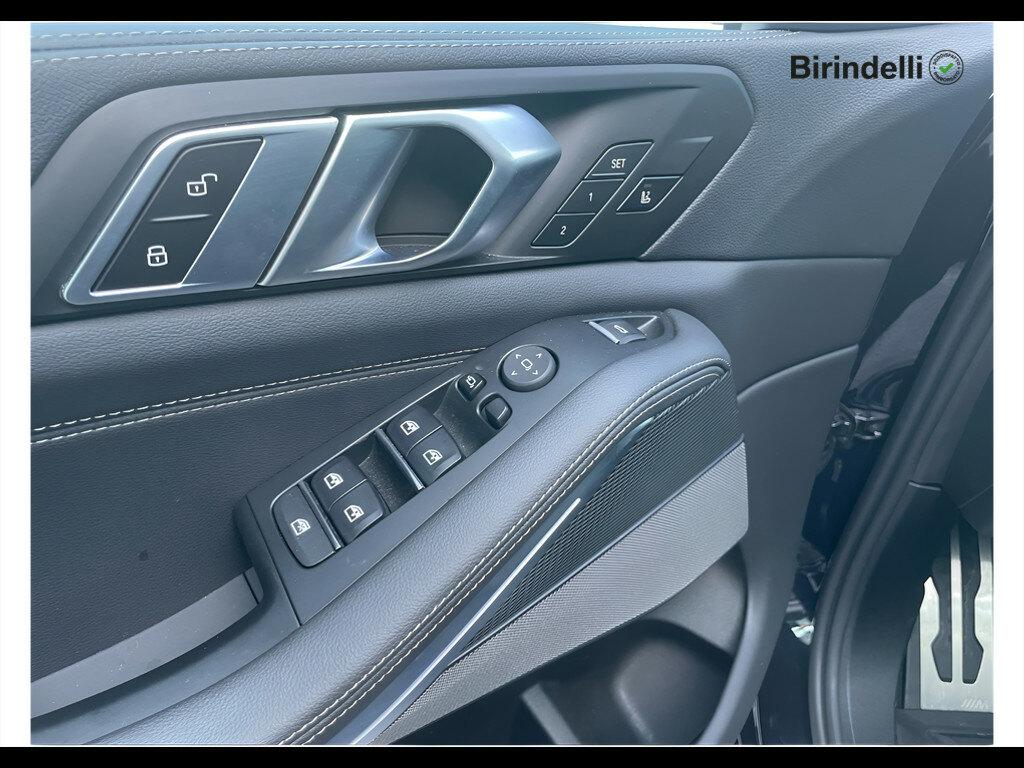 BMW X5 xdrive40d mhev 48V Msport auto