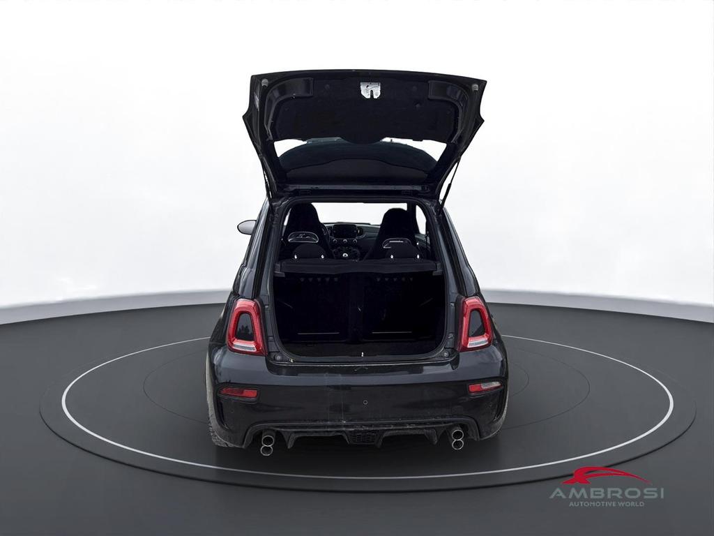 Abarth 695 1.4 t-jet 180cv