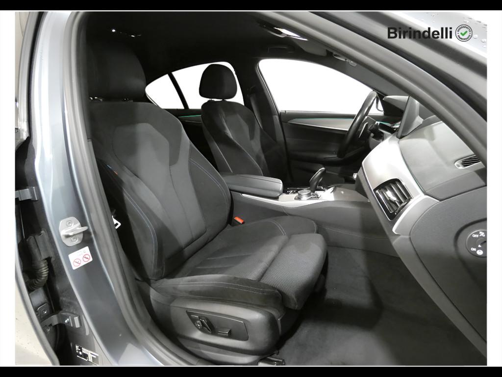 BMW Serie 5 520d mhev 48V xdrive Msport auto