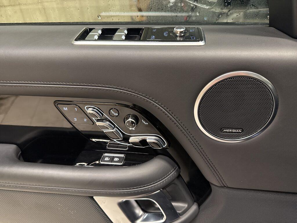 Land Rover Range Rover Range 5.0 V8 s/c SV Autobiography Dynamic Stealth 565cv auto