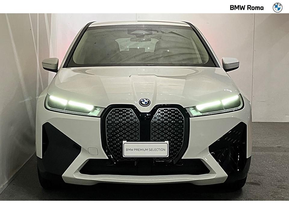 BMW iX xdrive40 pacchetto sportivo