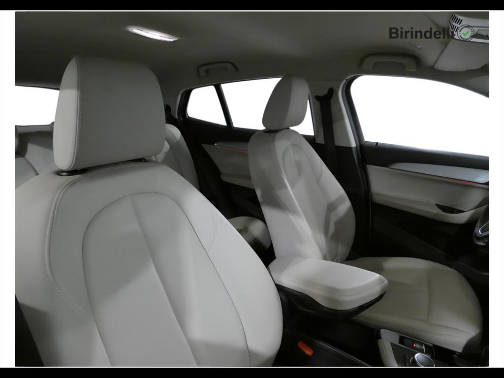 BMW X2 sdrive18d Business X auto