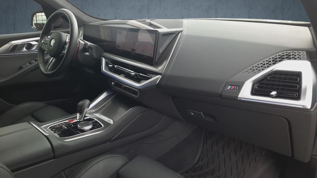 BMW XM 4.4 steptronic
