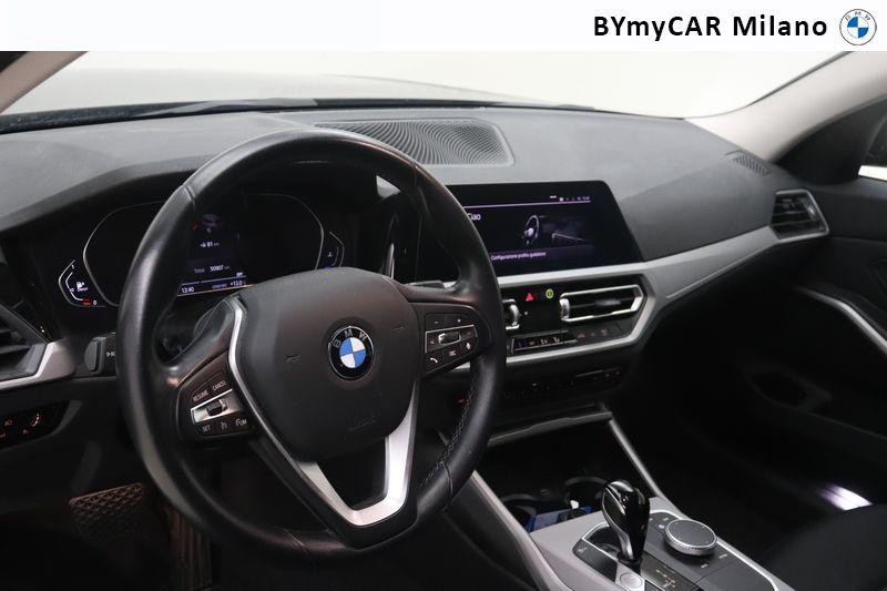 BMW Serie 3 320d Touring mhev 48V xdrive auto