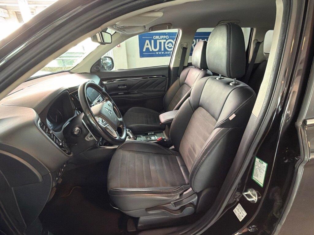 Mitsubishi Outlander phev 2.4 Instyle Plus 4wd