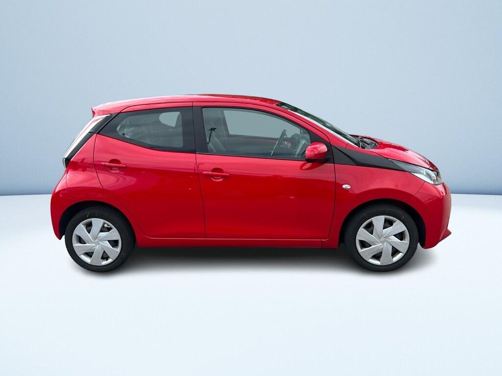 Toyota Aygo 1.0 x-play 5p my15