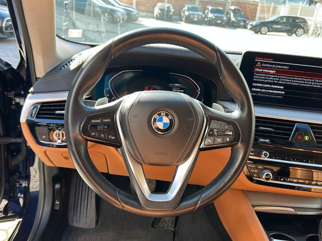 BMW Serie 5 520d Touring mhev 48V xdrive Luxury auto