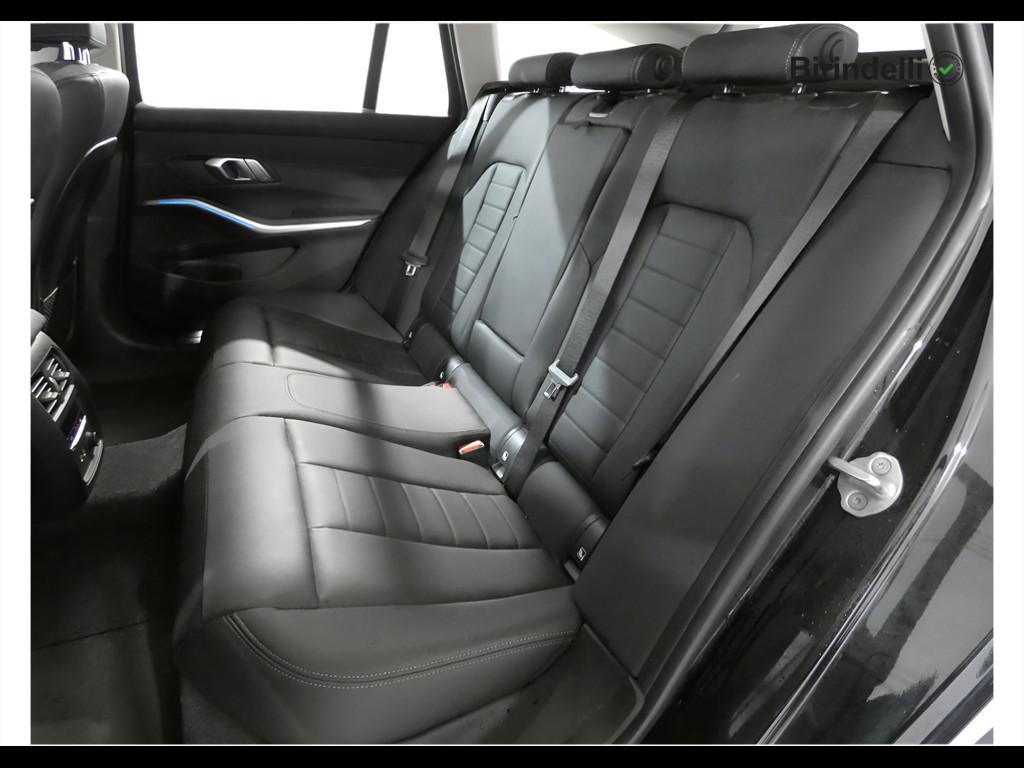 BMW Serie 3 320d Touring mhev 48V Luxury auto