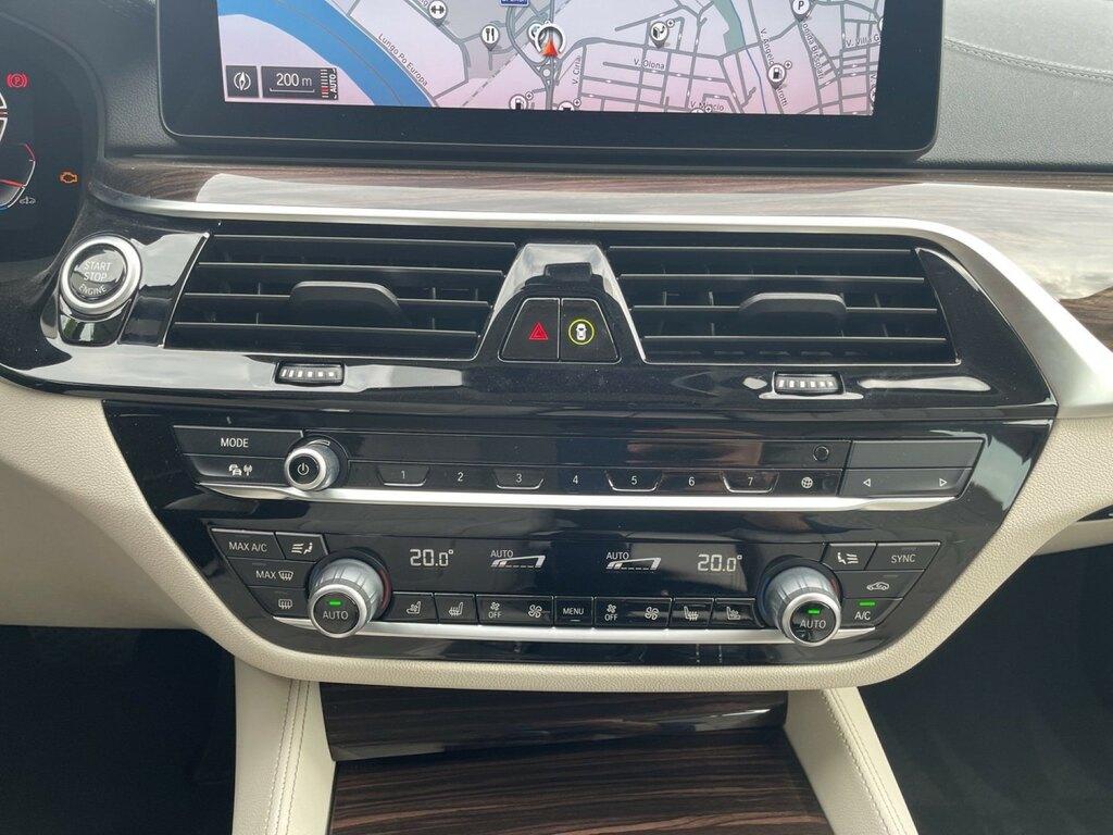 BMW Serie 5 540d Touring mhev 48V xdrive Luxury auto