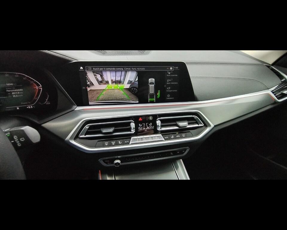 BMW X5 xdrive30d mhev 48V xLine auto