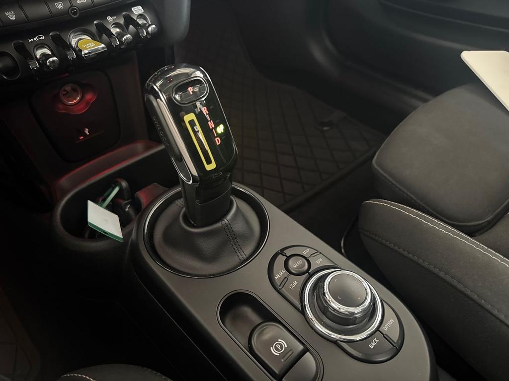 Mini Cooper SE 3p Classic auto