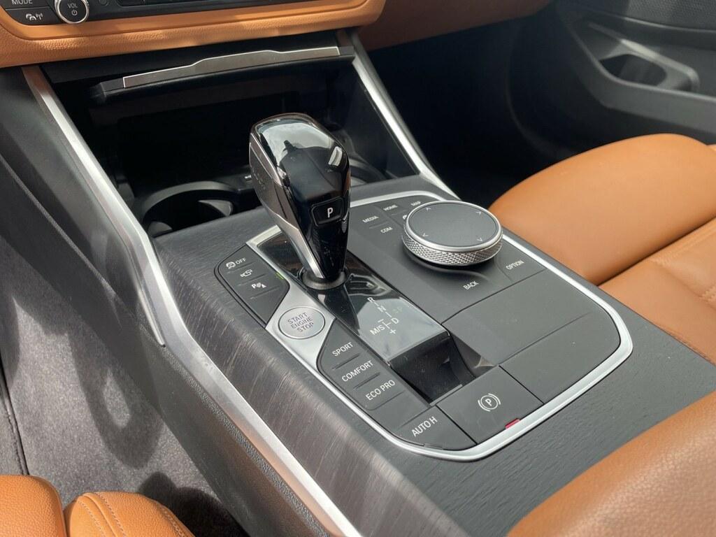 BMW Serie 3 320d Touring mhev 48V xdrive Luxury auto