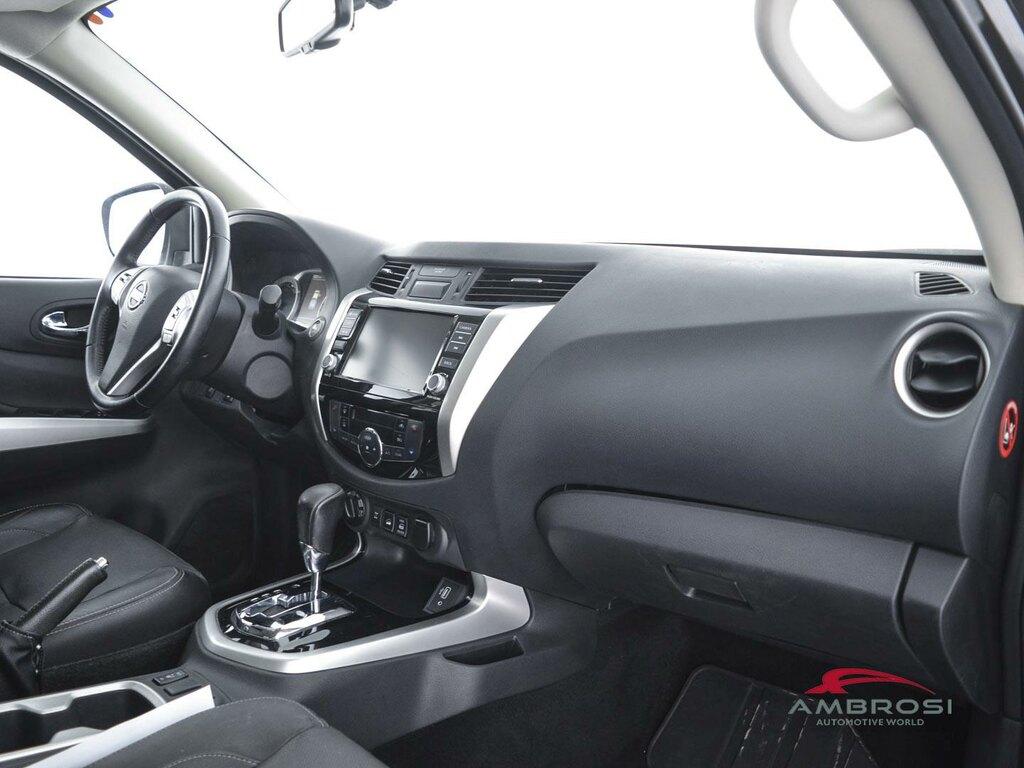Nissan Navara 2.3 dci d.cab Tekna 4wd 190cv auto my19