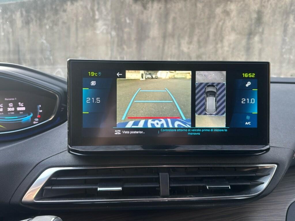 Peugeot 3008 1.6 hybrid GT Pack 225cv e-eat8