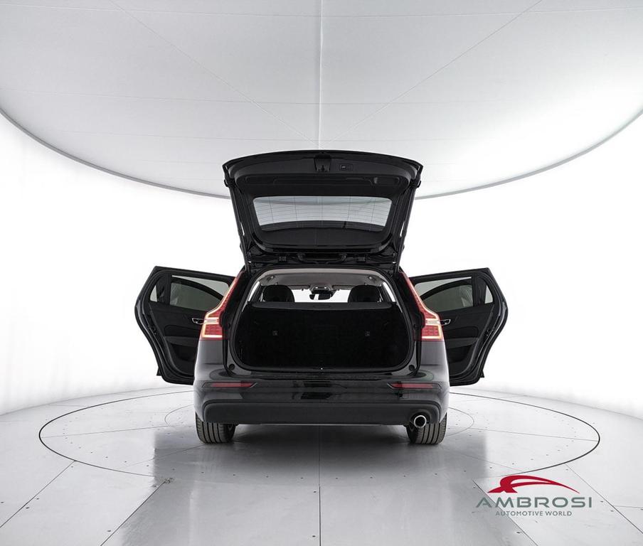 Volvo V60 2.0 D3 R-design geartronic my20