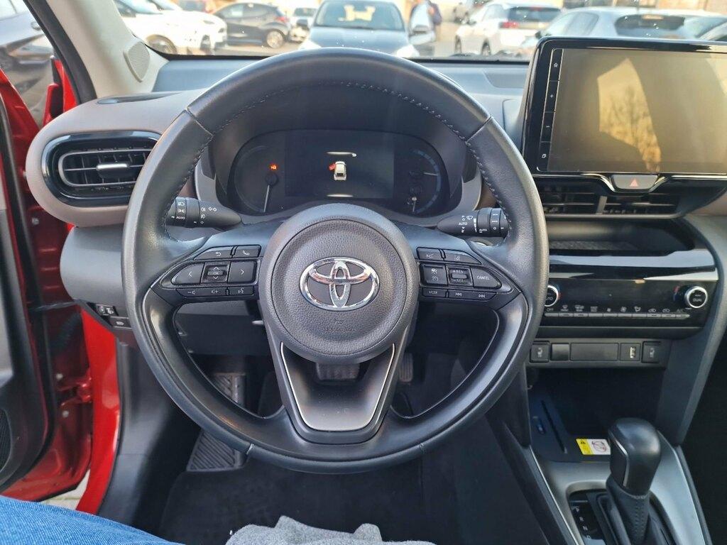 Toyota Yaris Cross 1.5h Lounge fwd 116cv e-cvt