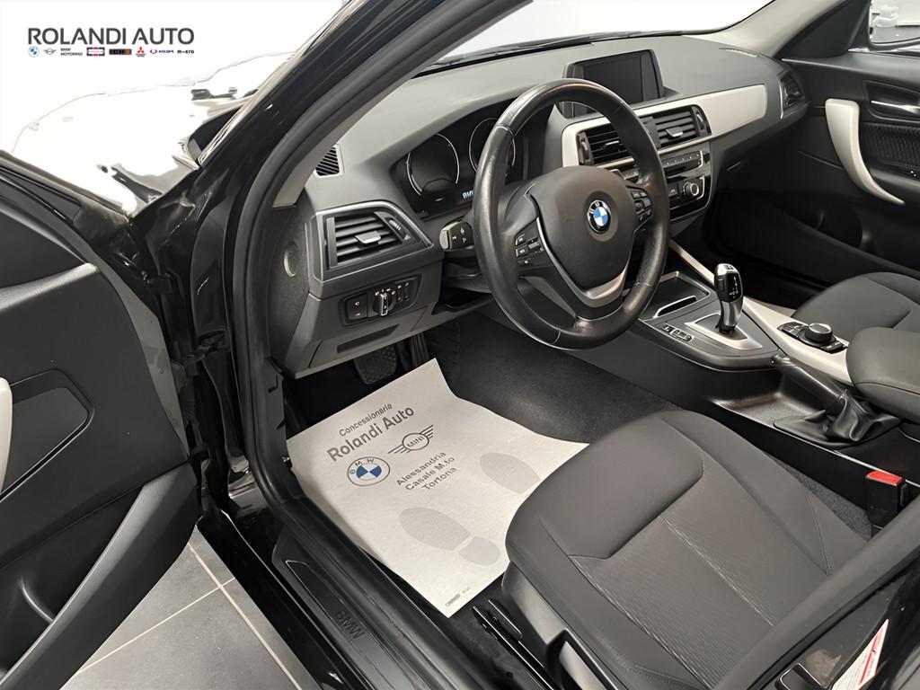 BMW Serie 1 116d Advantage 5p auto
