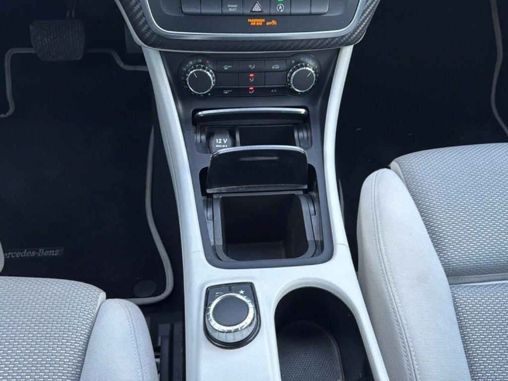 Mercedes GLA 180 d Business auto