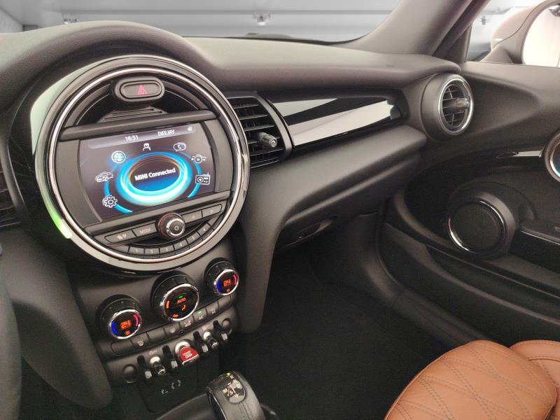 Mini Cooper D Cabrio 1.5 Cooper D Auto