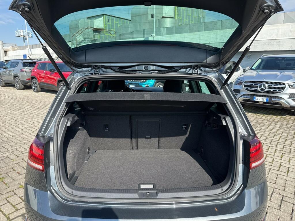 Volkswagen Golf 5p 1.6 tdi Sport 115cv dsg