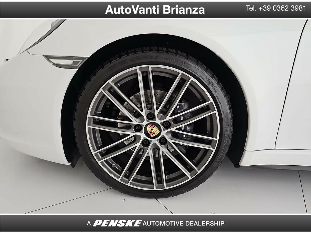 Porsche 911 Coupe 3.0 Carrera 4 auto