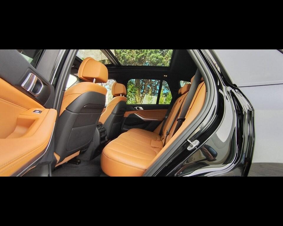 BMW X5 xdrive40d mhev 48V Msport auto