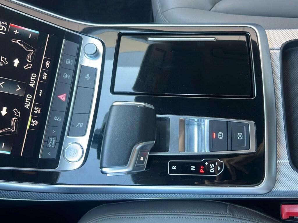 Audi Q8 50 3.0 tdi mhev quattro tiptronic