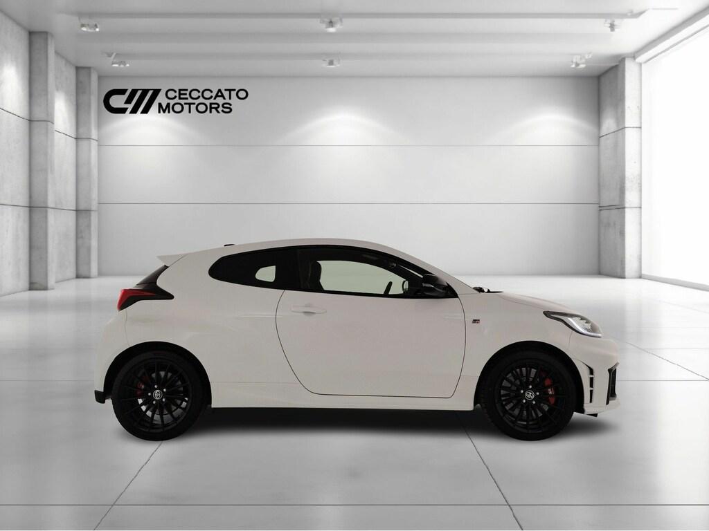 Toyota GR Yaris 1.6 Circuit dat-8