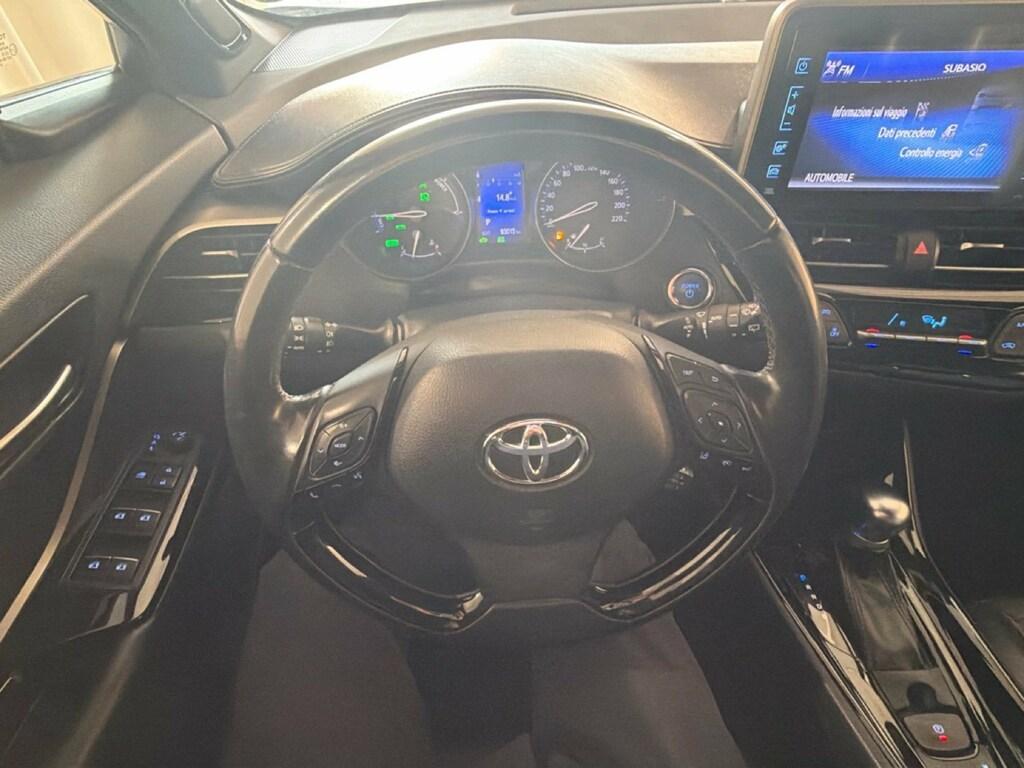 Toyota C-HR 1.8h Lounge 2wd e-cvt my18